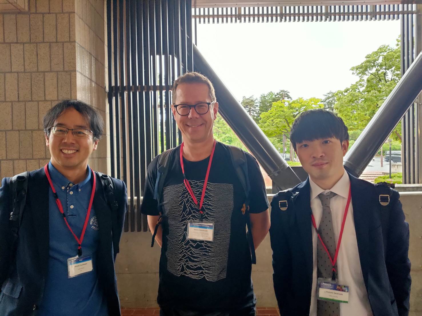 Photos | Top | Welcome to Yoshikawa Lab (Molecular Photonics Area)